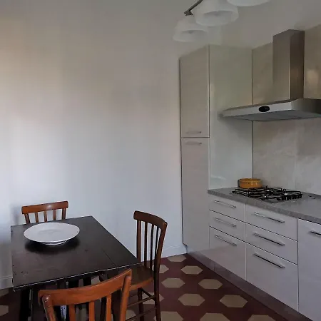 Casa Pavoni * Falconara Marittima